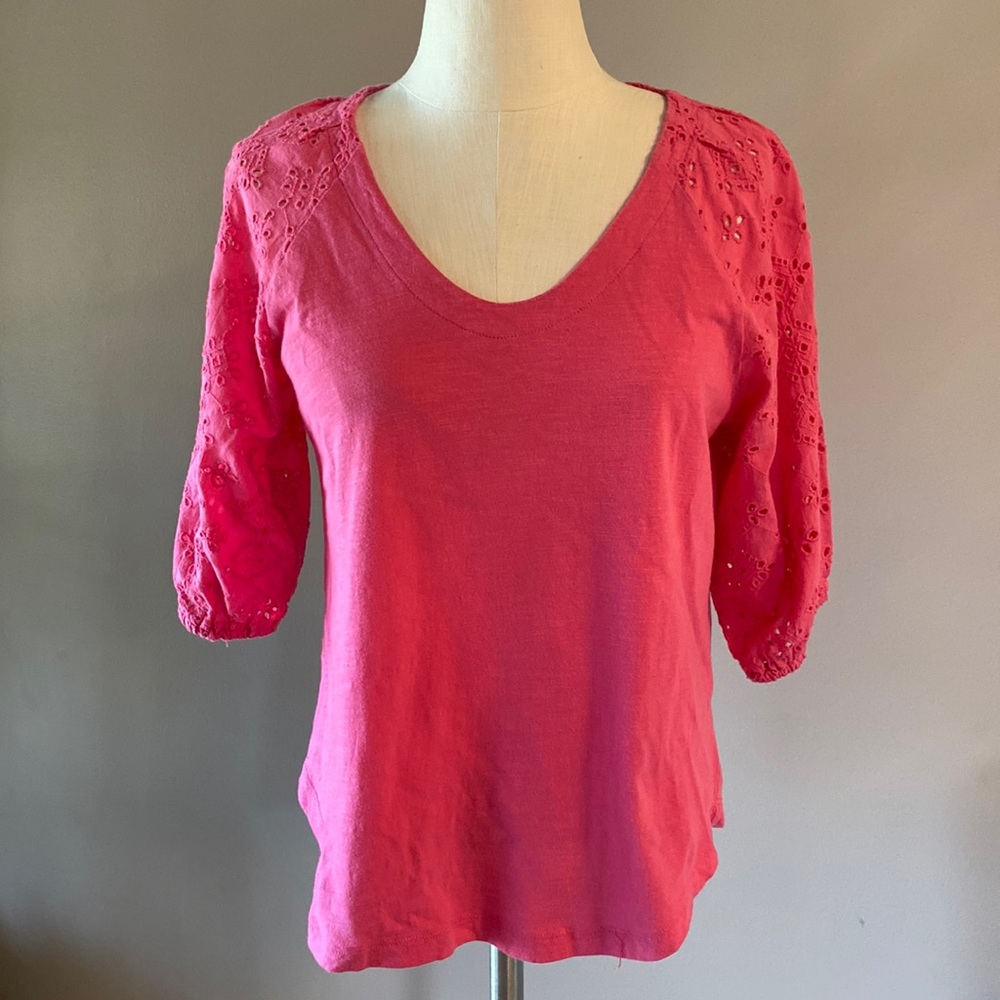 Falls Creek women’s pink 3/4 eyelet sleeve 💯cotton top size M